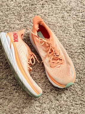 Hoka Women’s Peach/Coral Running Shoes 8.5
